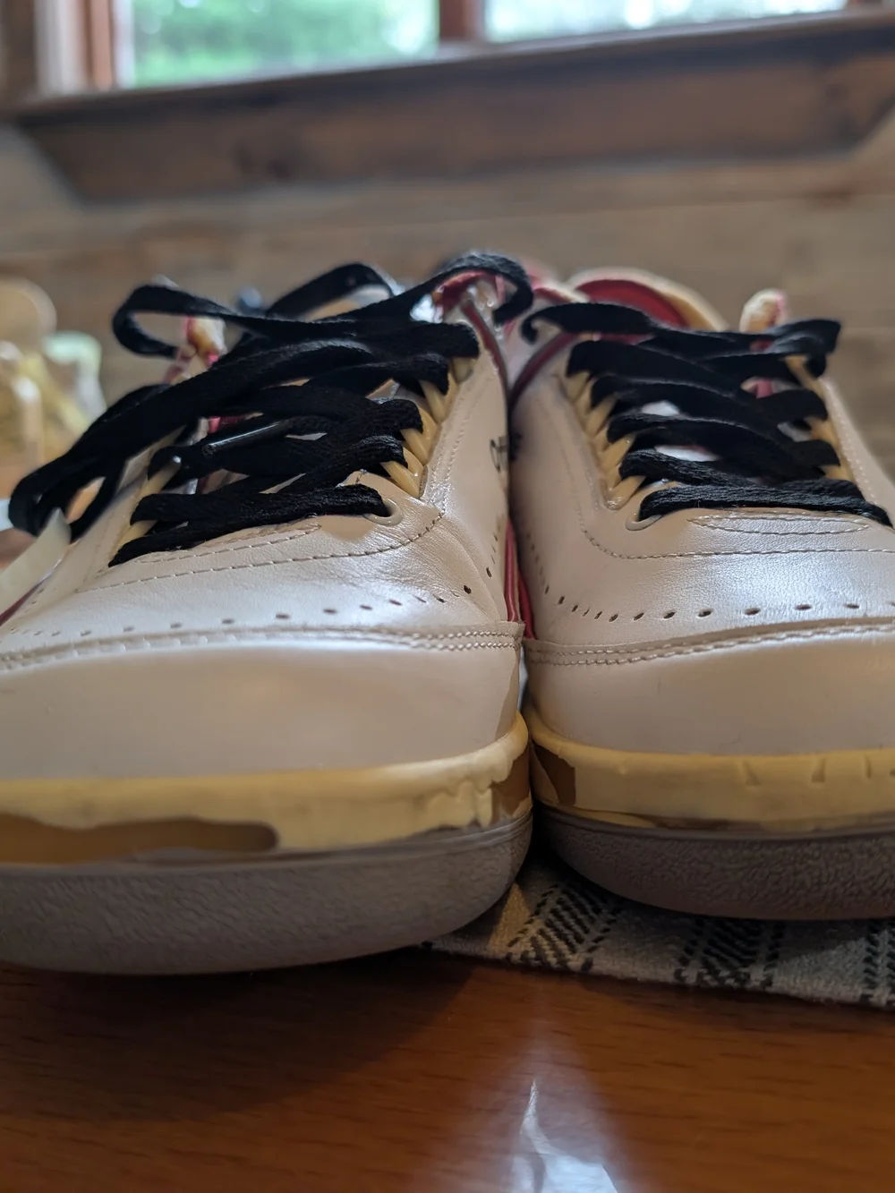 Jordan Air Jordan 2 Retro Low SP x Off-White White/Varsity Red DJ4375-106